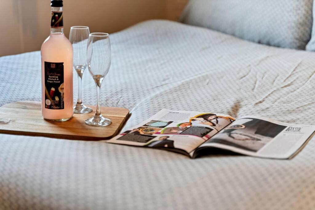 Tattershall Lakes: Sally'S Superior Stay Екстериор снимка