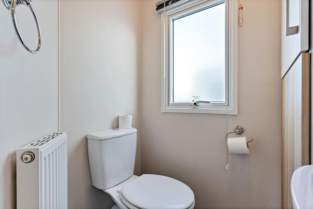 Tattershall Lakes: Sally'S Superior Stay Екстериор снимка